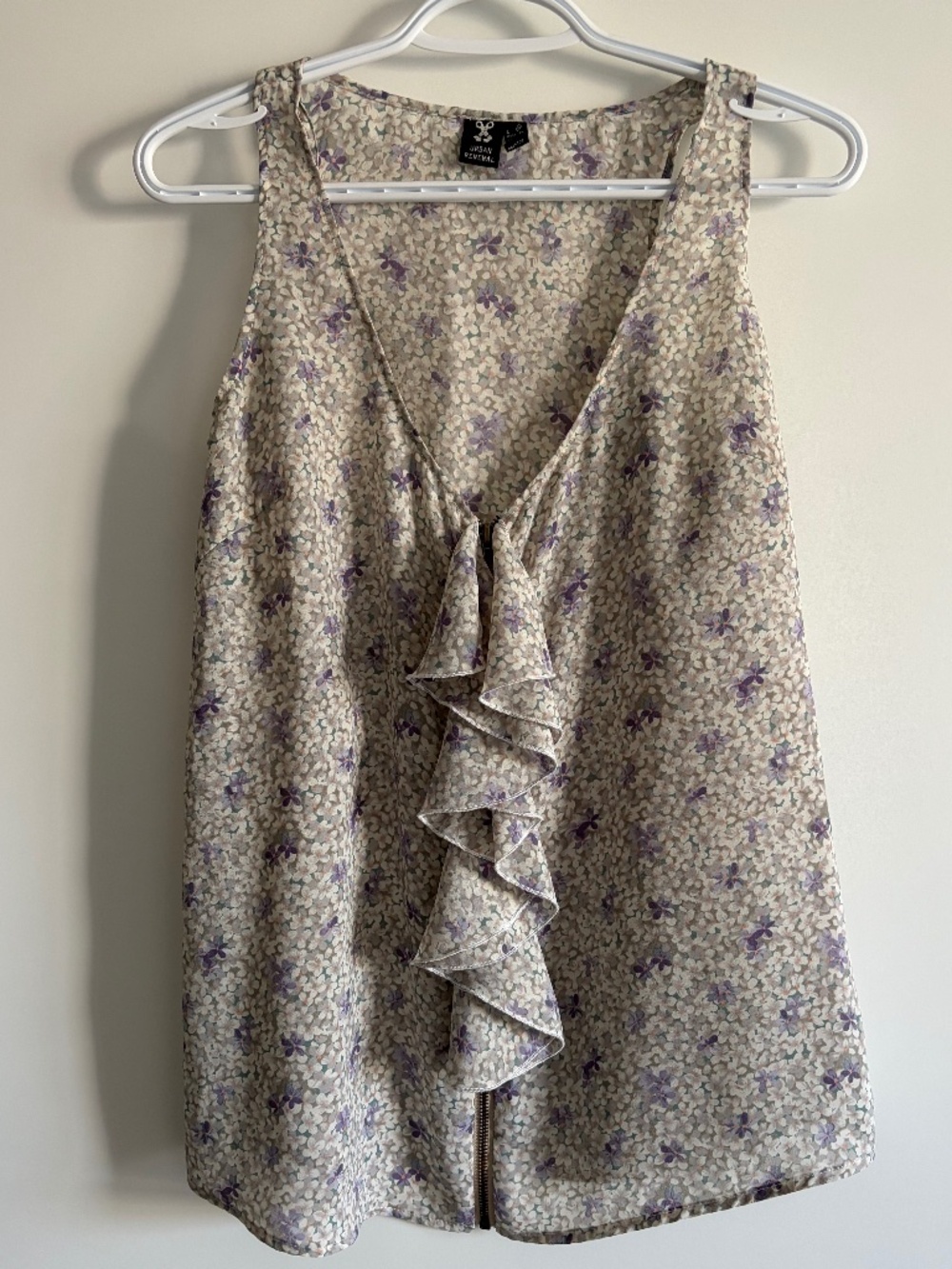 EUC Urban Renewal Urban Outfitters Silky Ruffled Sleeveless Zipper Tank Large